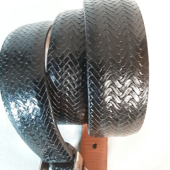 Brighton Onyx Black Full Grain Leather Belt 32 Waist Distressed Hardware - Picture 7 of 12